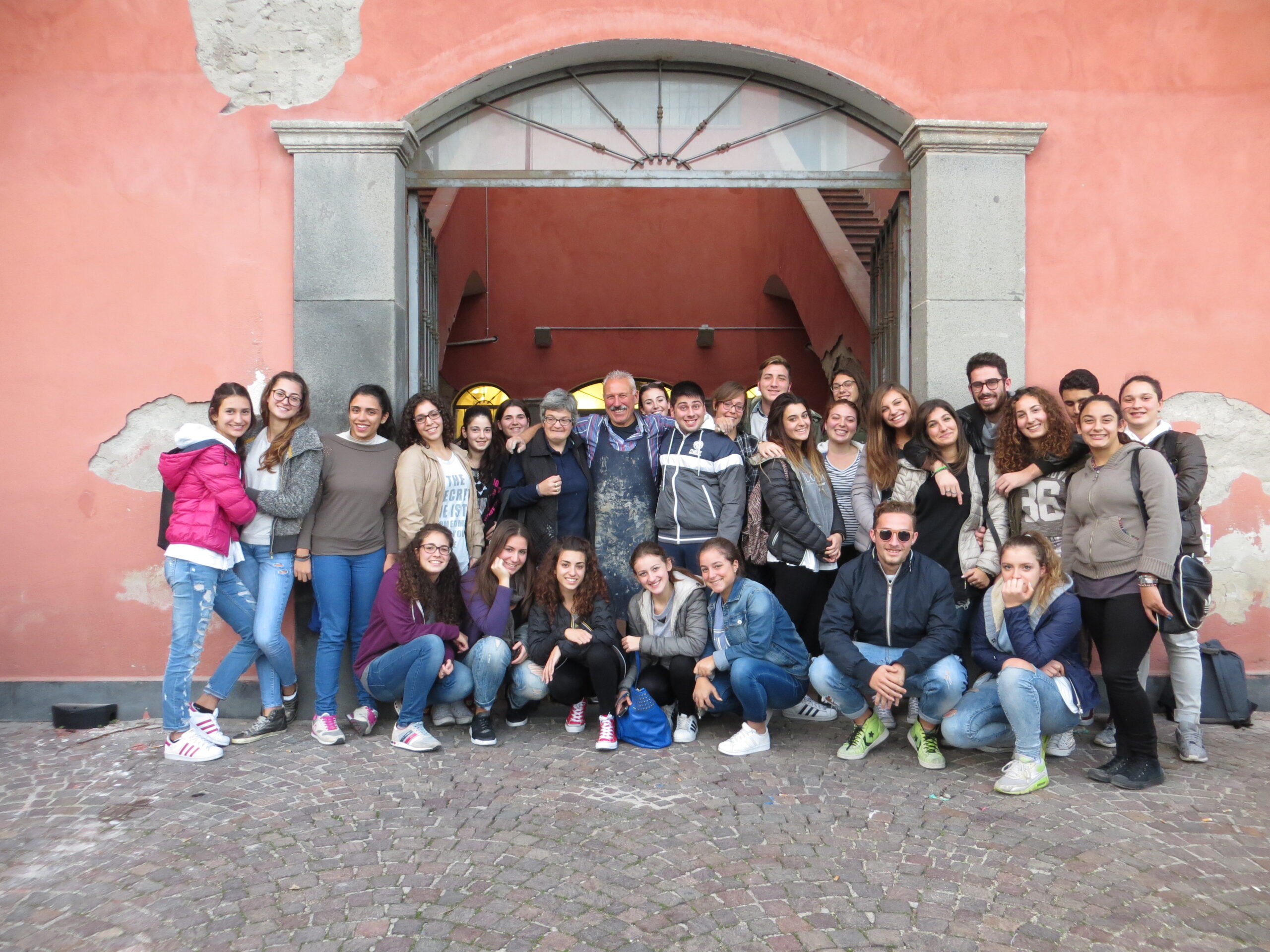 I giovani attori in scena col "Faust di Sanguineti"